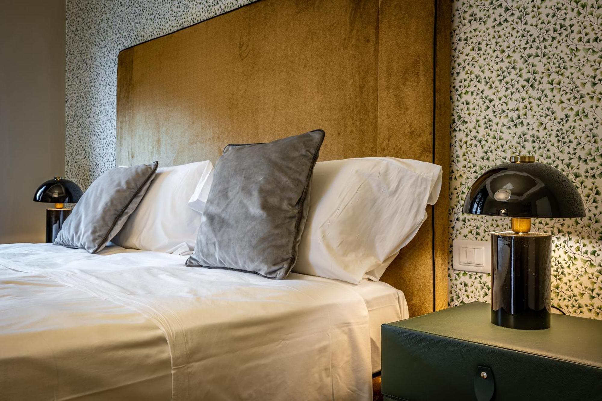Yd Bright And Luxury Art Florenz