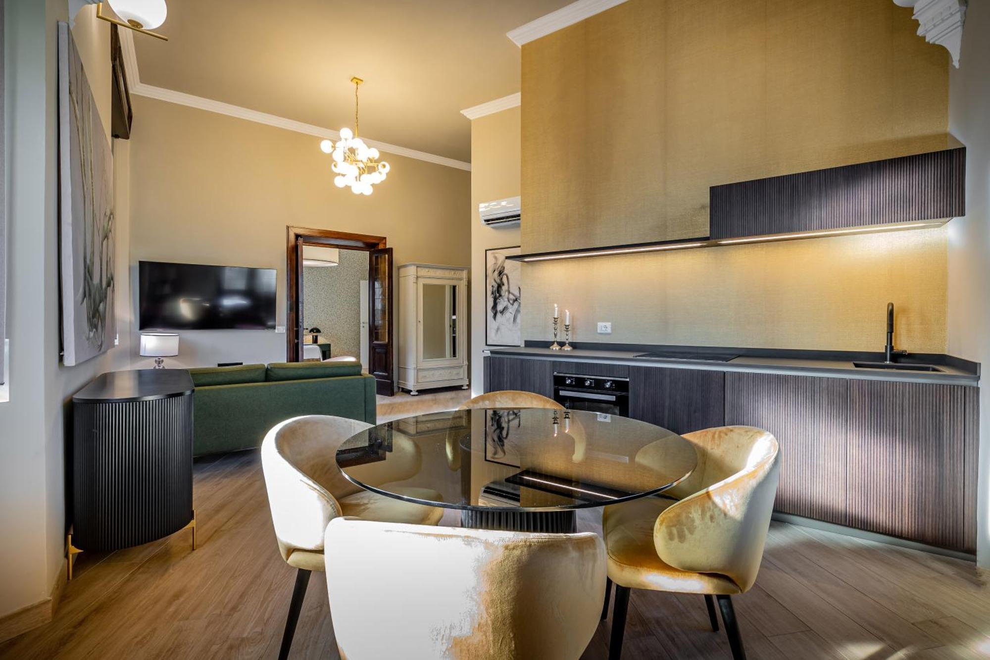 Yd Bright And Luxury Art Apartment Florenz